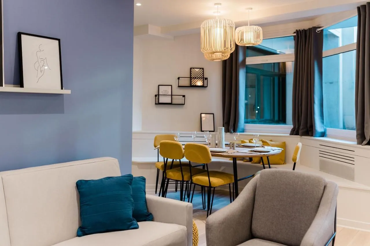 Apartment Suite Apollinaire : Au Coeur De La Rive Gauche, Neuf, Design, 2/4 Personnes Paris France